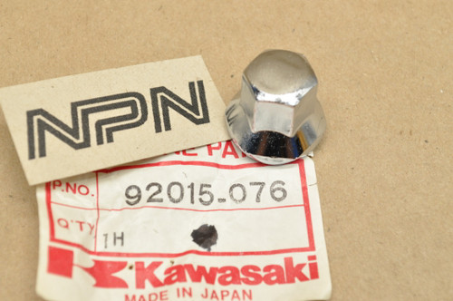 NOS Kawasaki KX80 KZ1000 KZ400 KZ900 VN750 Z1 ZN1100 ZR750 Cylinder Nut 92015-076