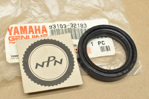 NOS Yamaha 1999-2000 TZ125 1998-2000 YZ125 1998 YZ80 Shaft Oil Seal 93103-32183