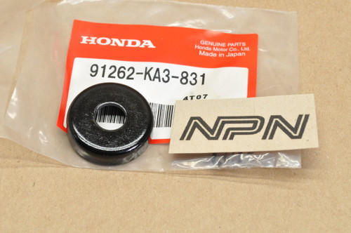 NOS Honda CR125 R CR250 R CR500 R CR80 R Cushion Rod Pivot Seal 91262-KA3-831