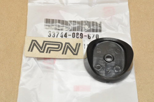 NOS Honda CB100 CL100 CL70 CL90 S90 SL90 Front Fork Reflector Base 33744-089-670