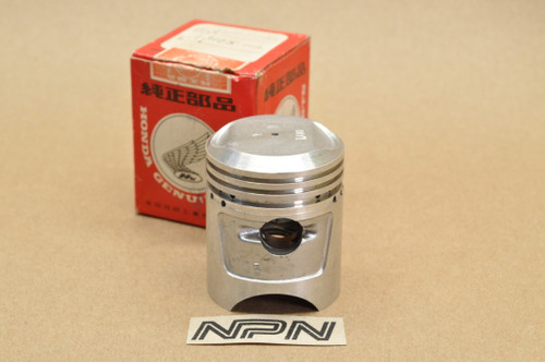 NOS Honda C105 T CA105 T Piston 1.00 Oversize 13105-002-000