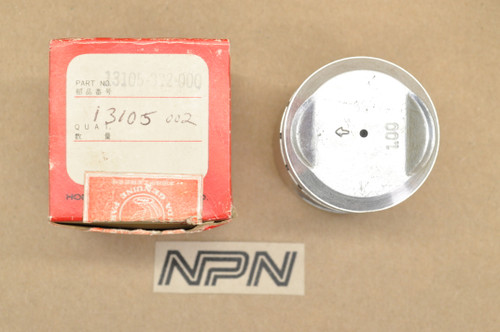 NOS Honda C105 T CA105 T Piston 1.00 Oversize 13105-002-000