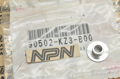 NOS Honda 1998-99 CR125 R 1997-99 CR250 R Side Cover Collar 90502-KZ3-B00