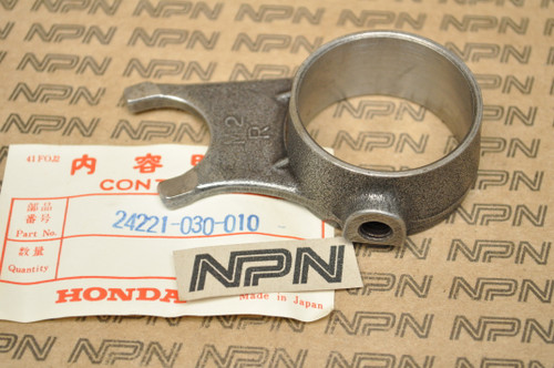 NOS Honda C200 CA200 CT200 Right Gear Shift Fork 24221-030-010