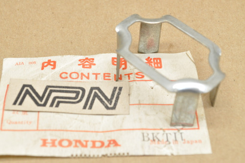 NOS Honda C200 CA200 CT200 Oil Pump Strainer Screen Holder 15431-030-000