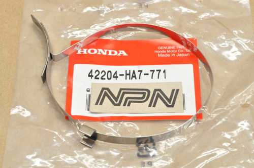NOS Honda 1986-87 TRX350 1987-89 TRX350 D Axle Boot Band Clamp 42204-HA7-771