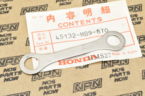 NOS Honda GL1100 C Gold Wing Front Brake Caliper Spacer 45132-MB9-870