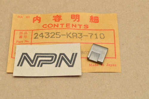 NOS Honda CB1000 CB400 CBR600 CR125 CR250 VFR750 Pawl "B" 24325-KA3-710