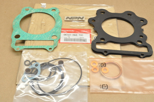NOS Honda 1985 TRX250 Top End Gasket Kit "A" 061A1-HA8-T00
