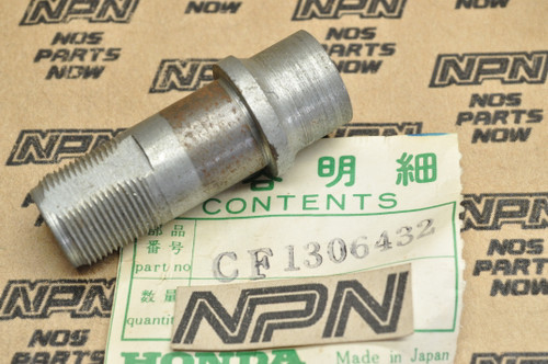 NOS Honda S65 Rear Wheel Axle Sleeve 42303-035-000