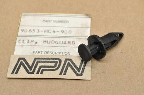 NOS Honda GL1500 TRX250 TRX300 TRX350 TRX90 XR100 XR70 XR80 Clip 90653-HC4-900