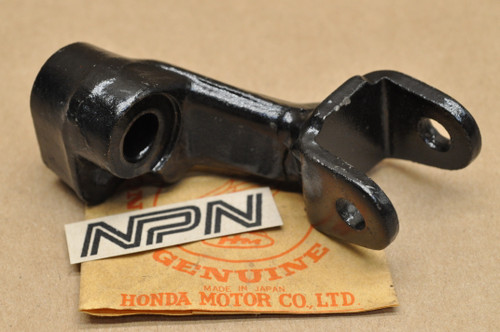 NOS Honda XL175 K0-K2 Right Foot Rest Step Mount Bar 50625-362-000