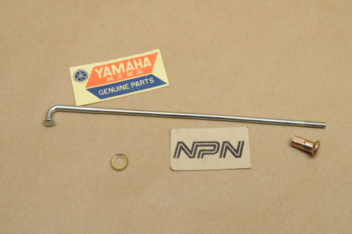 NOS Yamaha DT250 DT360 DT400 Rear Wheel Outer Left Spoke 438-25397-90