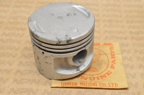 NOS Honda CB500 K0-K2 Standard STD Size Piston 13101-323-000