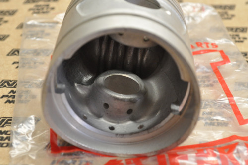NOS Honda CA72 Piston .75 Oversize 13104-259-010
