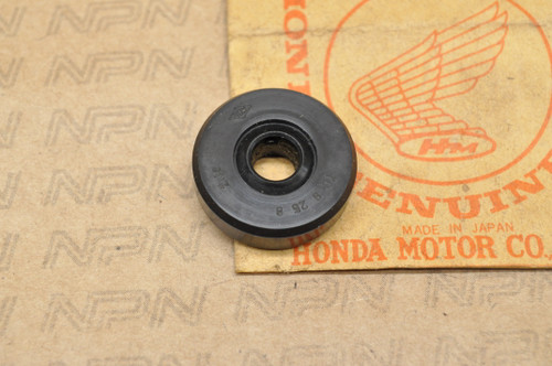 NOS Honda CA160 CA95 CB160 CB175 CB92 CL125 SL175 SS125 Oil Seal 91206-200-000