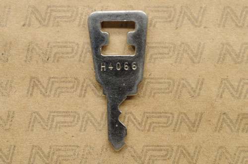 NOS Honda OEM Ignition Switch & Lock Key Ward Cut Double Groove H4066