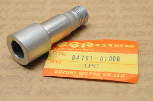 NOS Suzuki M15 M12 A100 AC100 AS100 Rear Sprocket Mounting Shaft 64761-01000