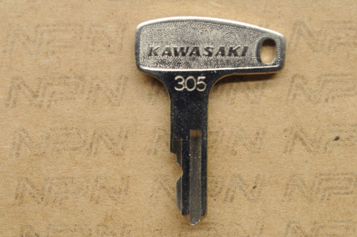 NOS Kawasaki Ignition Switch & Lock Key #305 27008-024-05