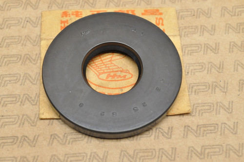 NOS Honda CB750 K0-K5 1975-76 CB750F Oil Seal 25x62x7 91205-300-005