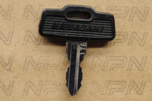 NOS Kawasaki Ignition Switch & Lock Key #176 27008-047-76