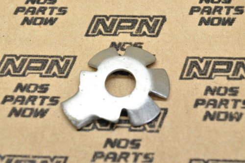 NOS Honda CB160 CL160 Rear Wheel Tongued Washer 90533-222-000