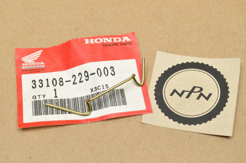 NOS Honda 1980 ATC185 FL250 Headlight Holder Spring 33108-229-003