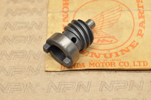 NOS Honda CB175 CL175 K4-K5 SL175 K0-K1 Tachometer Pinion Gear 12421-306-010