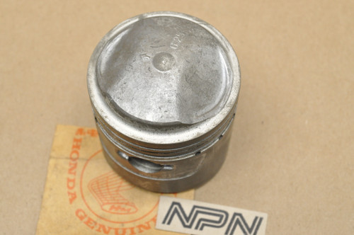 NOS Honda Early Style CB77 .25 Oversize Piston 13102-275-000