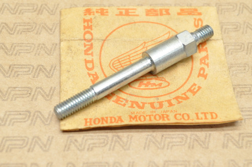 NOS Honda CB72 CYP77 Police Bumper Bolt 90088-268-810