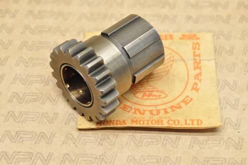 NOS Honda CB100 CB125 CL100 CL125 SL100 TL125 XL100 Starter Gear 23520-107-000