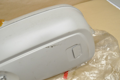 NOS Honda S65 Fuel Gas Tank in Primer 17500-035-010 Z