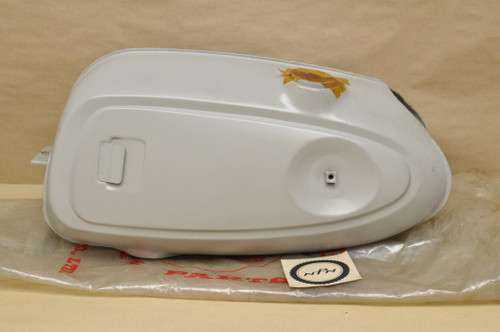 NOS Honda S65 Fuel Gas Tank in Primer 17500-035-010 Z
