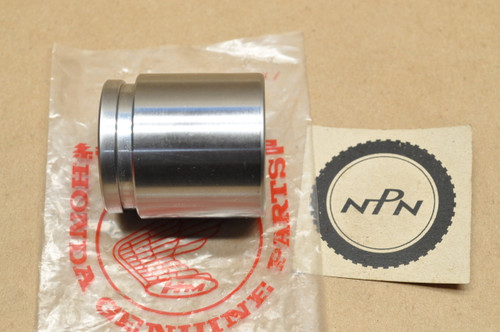 NOS Honda 1976-1977 GL1000 LTD Gold Wing Front Brake Caliper Piston 45107-371-006