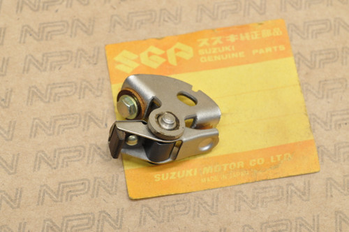 NOS Suzuki 1972-77 GT550 GT750 Ignition Points Contact Breaker 33160-31010