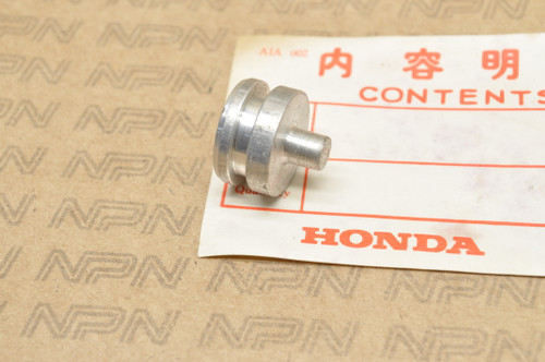 NOS Honda CB500 K0-K2 CB550F CB550 K0-1978 Oil Passage Cap Plug 11207-323-000