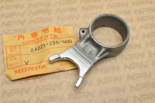 NOS Honda CB175 CB200 CL175 CL200 SL175 Left Gear Shift Fork 24221-235-000