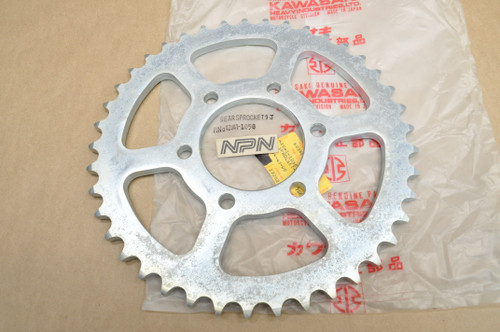 NOS Kawasaki KZ1000 Police KZ1100 GPz Rear Drive Chain Sprocket 41T 42041-1058