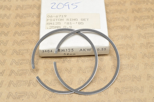 NOS Suzuki 1981-85 RM125 Rocky .25 Oversize Piston Ring Set 12140-14110-025