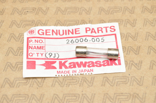 NOS Kawasaki H1 H2 KH500 KLT200 KZ1000 KZ900 S1 S2 S3 ZX550 Fuse 20A 26006-005