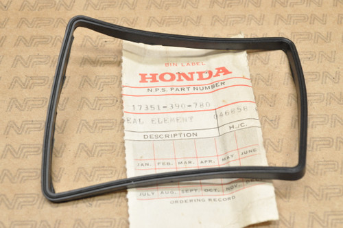 NOS Honda 1977 CB550F 1977-78 CB550 K Air Element Cover Seal 17351-390-780