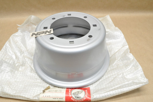 NOS Honda 1986-87 TRX70 Fourtrax Silver Front Wheel Inner Rim 44713-HB2-770