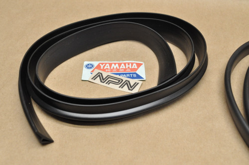 NOS Yamaha Saddle Bag Rubber Seal Gasket Set ACC-11150-00-12