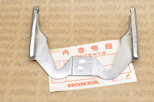 NOS Honda S90 Chrome Rear Fender Rubber Mud Guard Stay Bracket 80122-028-010