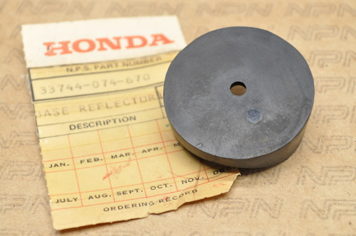 NOS Honda SL90 Front Fork Reflector Rubber Mount Base 33744-074-670