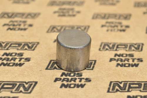 NOS Honda CB750 CB900 CX500 GL1100 GL1200 GL650 VF1100 Roller 91101-516-000