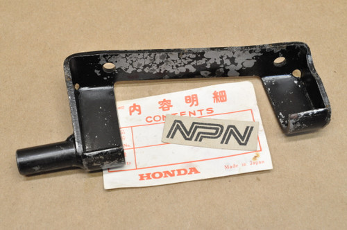 NOS Honda 1976-78 CB750 A Hondamatic Seat Hinge Bracket 77201-393-010