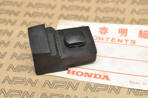 NOS Honda CA95 Side Kick Stand Stopper Rubber 50543-200-000