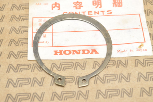NOS Honda P50 Little Honda Rear Wheel Sprocket Outer Circlip 94510-50120