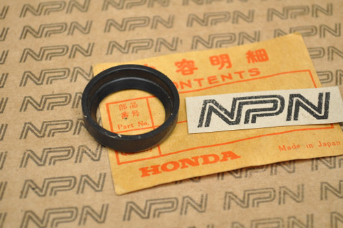 NOS Honda CA77 CB500 CB72 CB77 CL450 CL72 CL77 SS125 Oil Seal 91205-200-000
